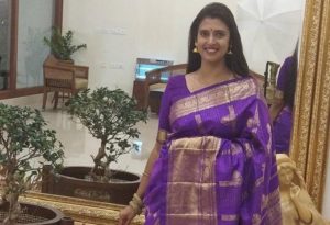 Actress Kasthuri 01