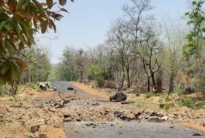 Naxal attack Maharastra