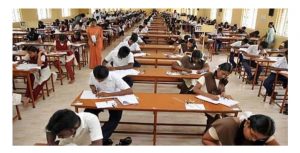 12-ம் வகுப்புப் பொதுத் தேர்வில் கடைசித் தேர்வை எழுத முடியாத மாணவர்களுக்கு தமிழக பள்ளிக் கல்வித்துறை மறுவாய்ப்பு