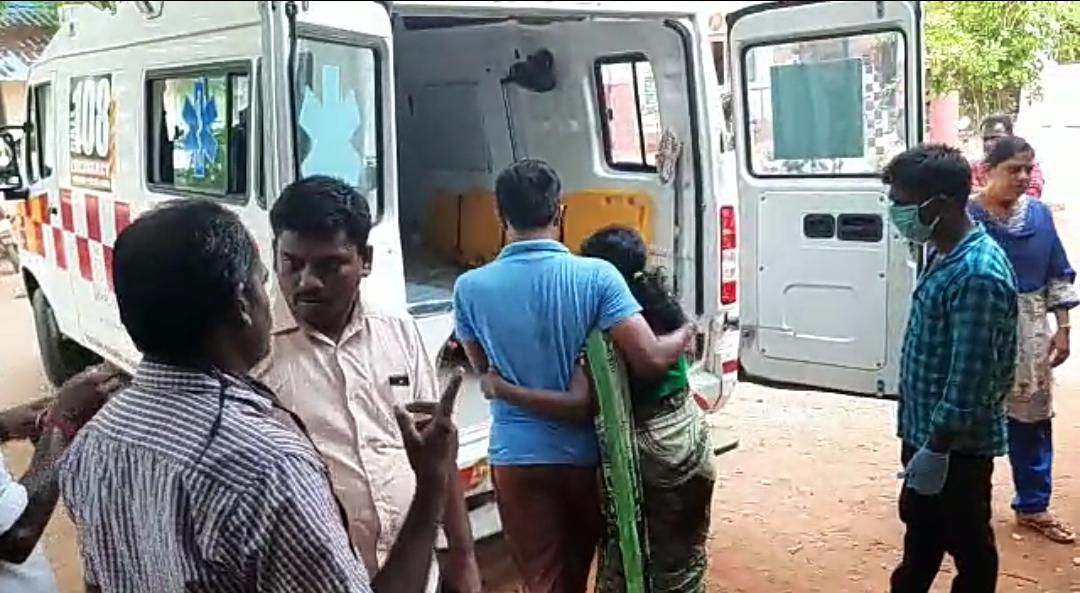 நேர்மையானபெண் தலையாரி மற்றும் வருவாய் ஆய்வாளர் ஆகியோருக்கு கொலை மிரட்டல் – முன்னாள் ஊராட்சி மன்ற தலைவரால் பரபரப்பு !